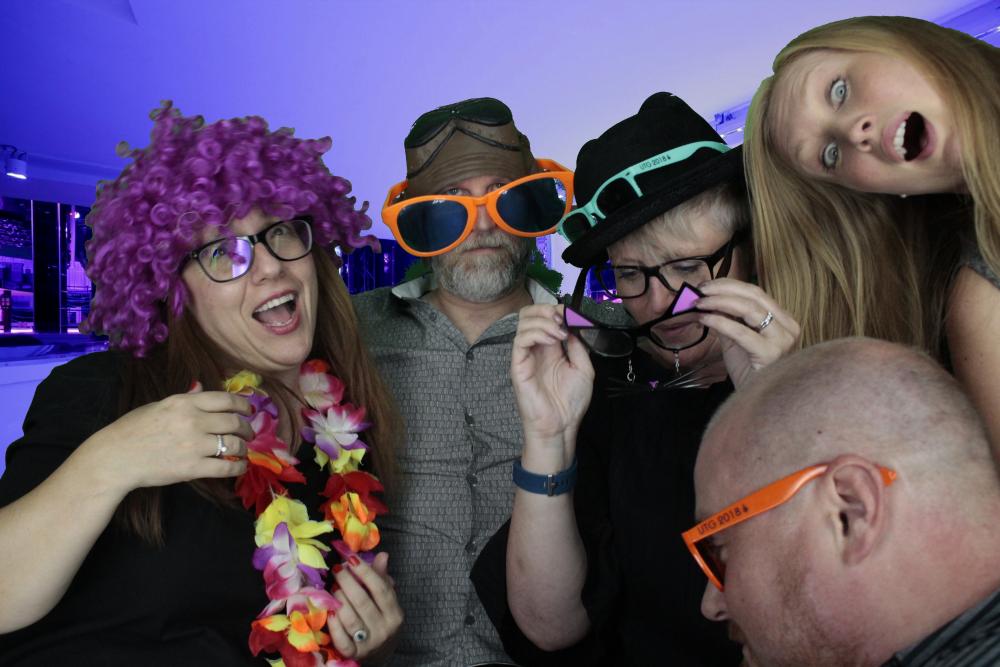 DHL South Regional Meeting | View more photos from the event at gallery.myphotoboothexperience.co.uk/u/MyPhotoBoothExperienceLtd/DHL-South-Regional-Meeting